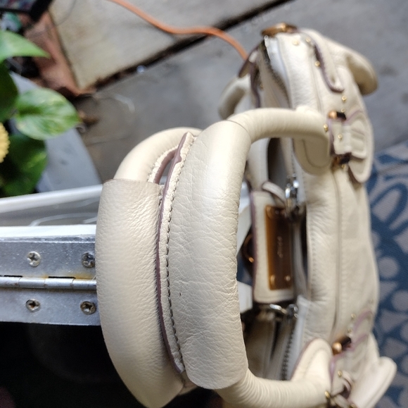 VINTAGE LEATHER SATCHEL BAG BY CHLOE - Picture 3 of 8